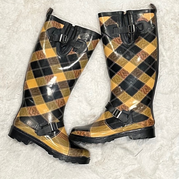 Nature Breeze Shoes - Nature Breeze Checkered Rain Boots